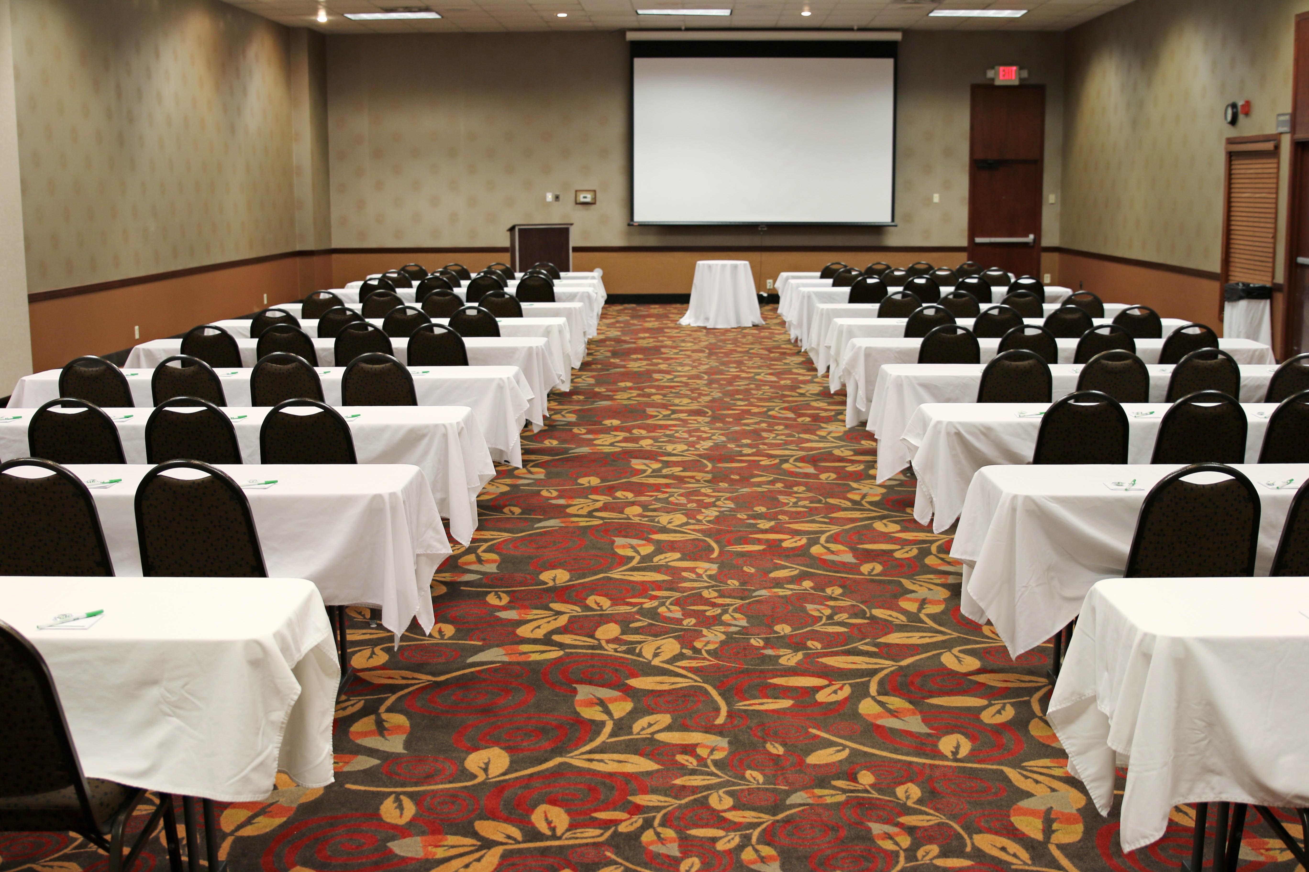 Holiday Inn Alexandria By Ihg Exterior photo